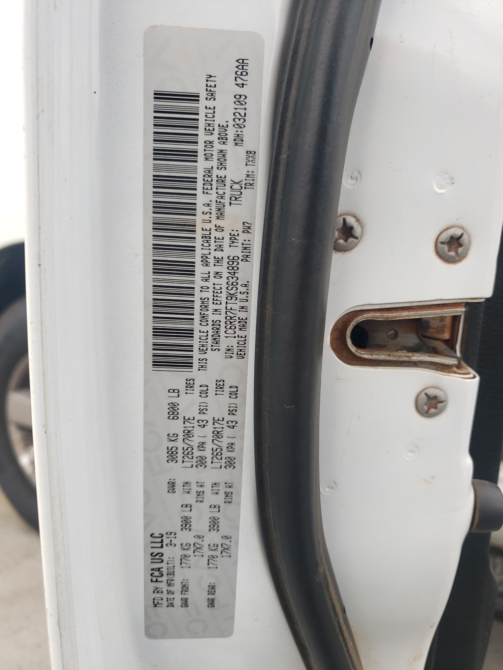 1C6RR7FT9KS634896 2019 Ram 1500 Classic Tradesman