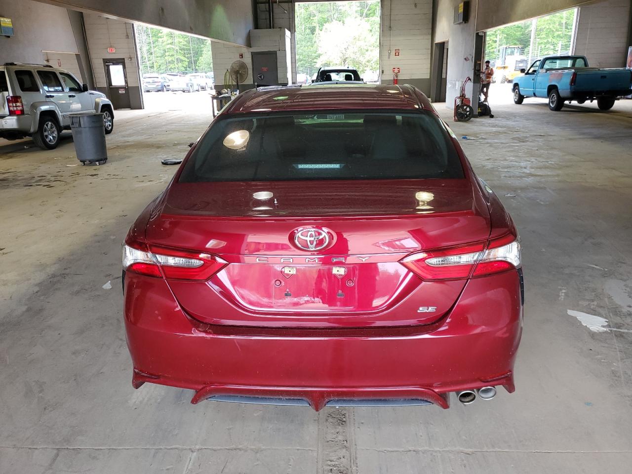 2018 Toyota Camry L VIN: 4T1B11HK9JU633278 Lot: 57249564