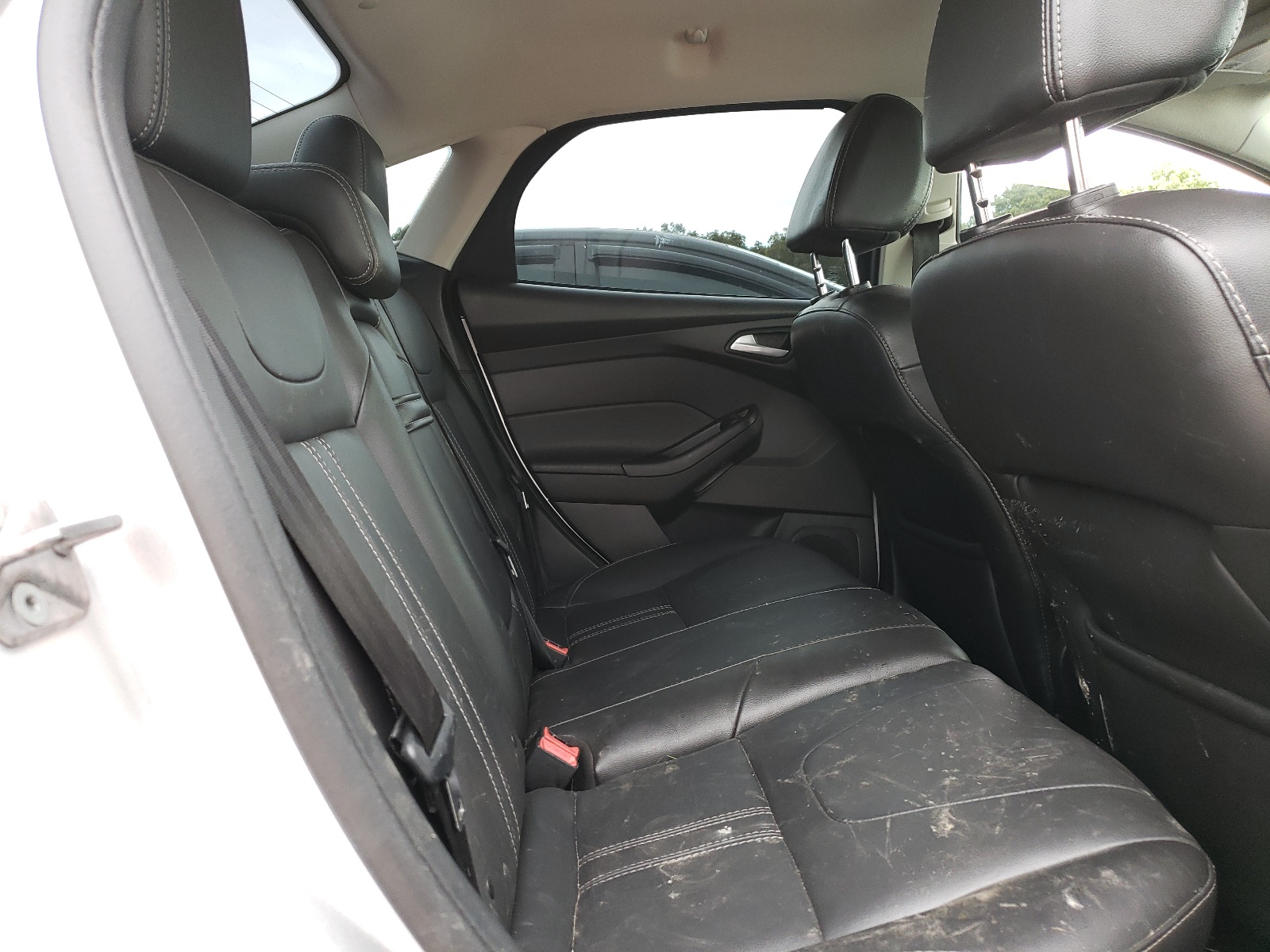 1FADP3F2XDL327149 2013 Ford Focus Se