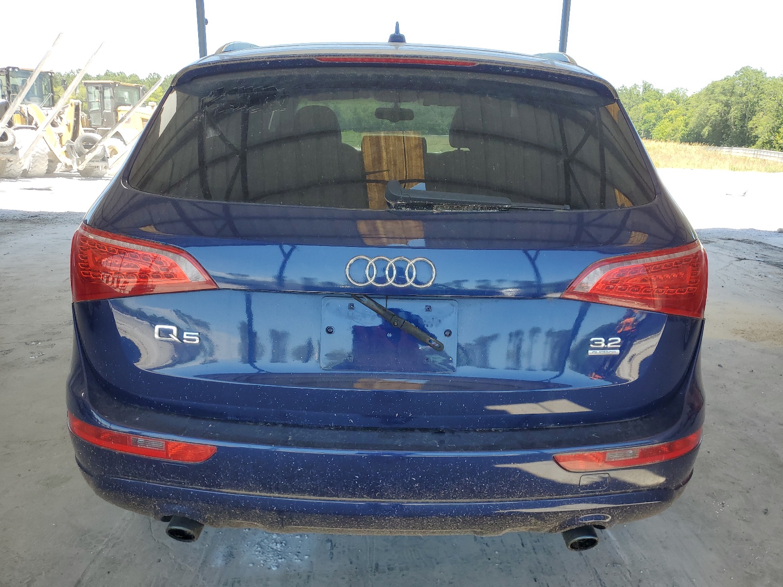 WA1LKAFP6AA016260 2010 Audi Q5 Premium Plus