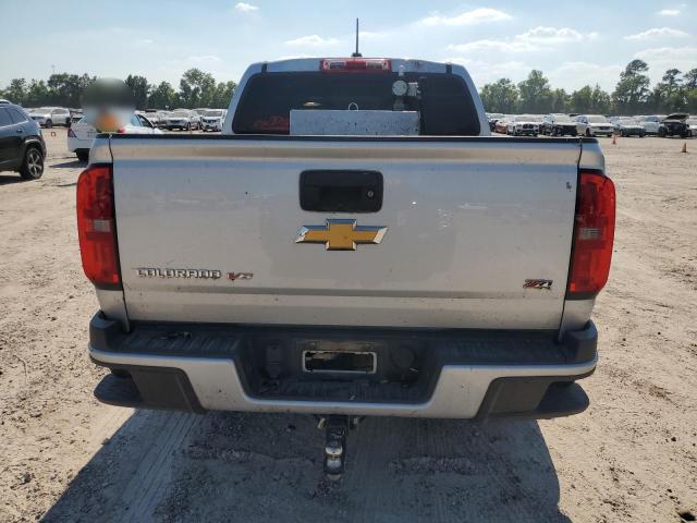  CHEVROLET COLORADO 2018 Серебристый