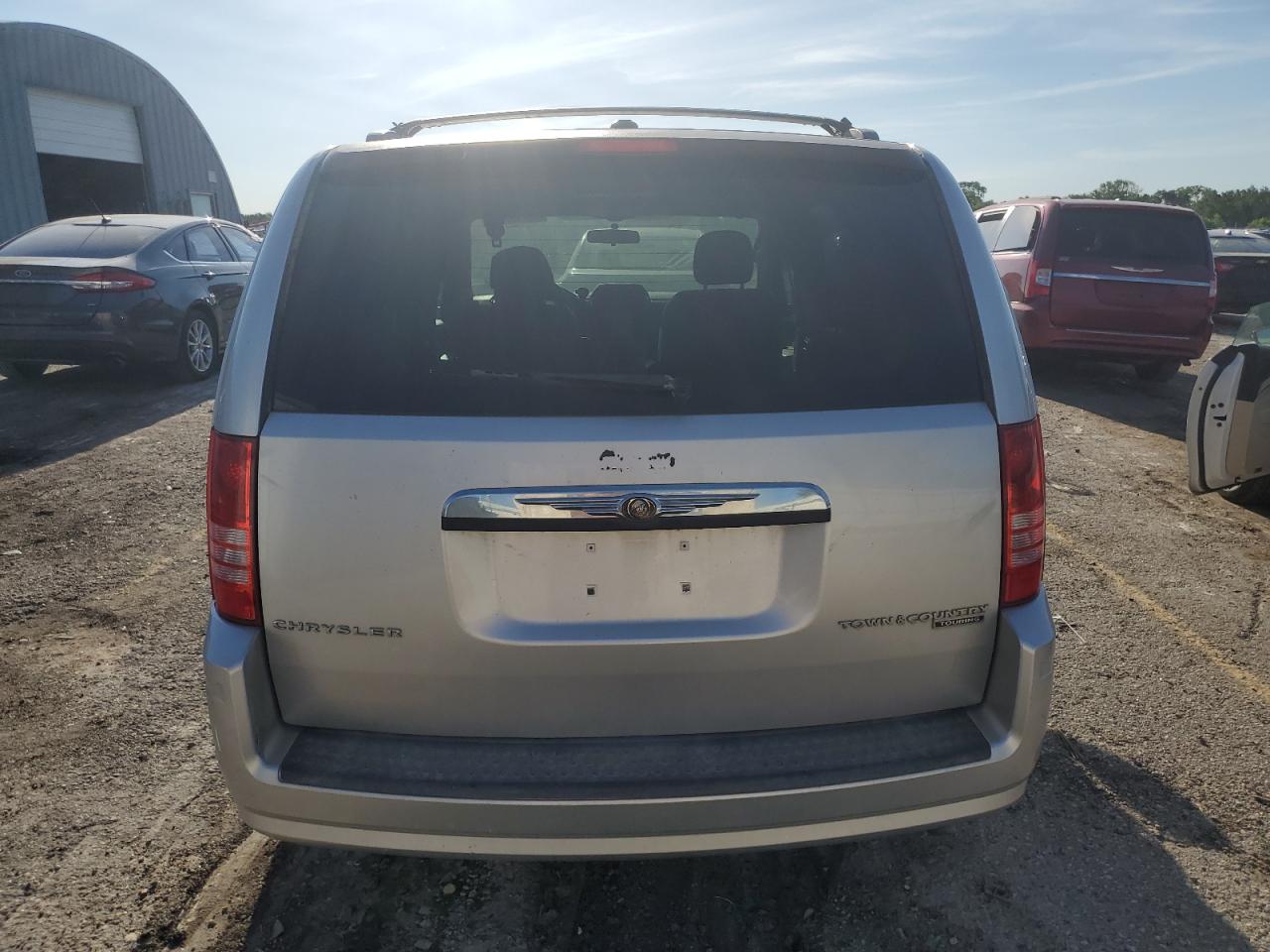 2010 Chrysler Town & Country Touring VIN: 2A4RR5D17AR412737 Lot: 58013764