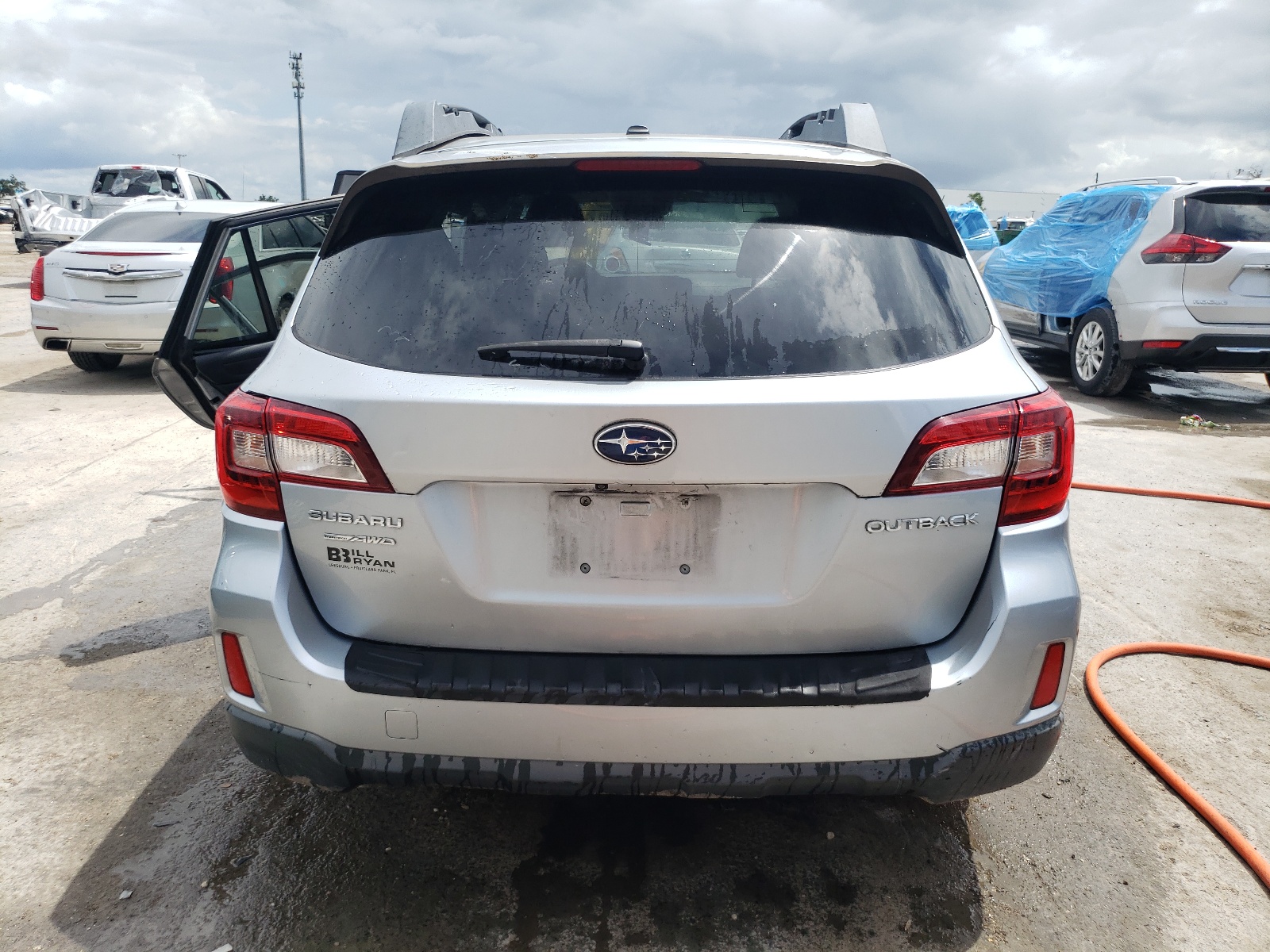 4S4BSBJC2F3333522 2015 Subaru Outback 2.5I Limited