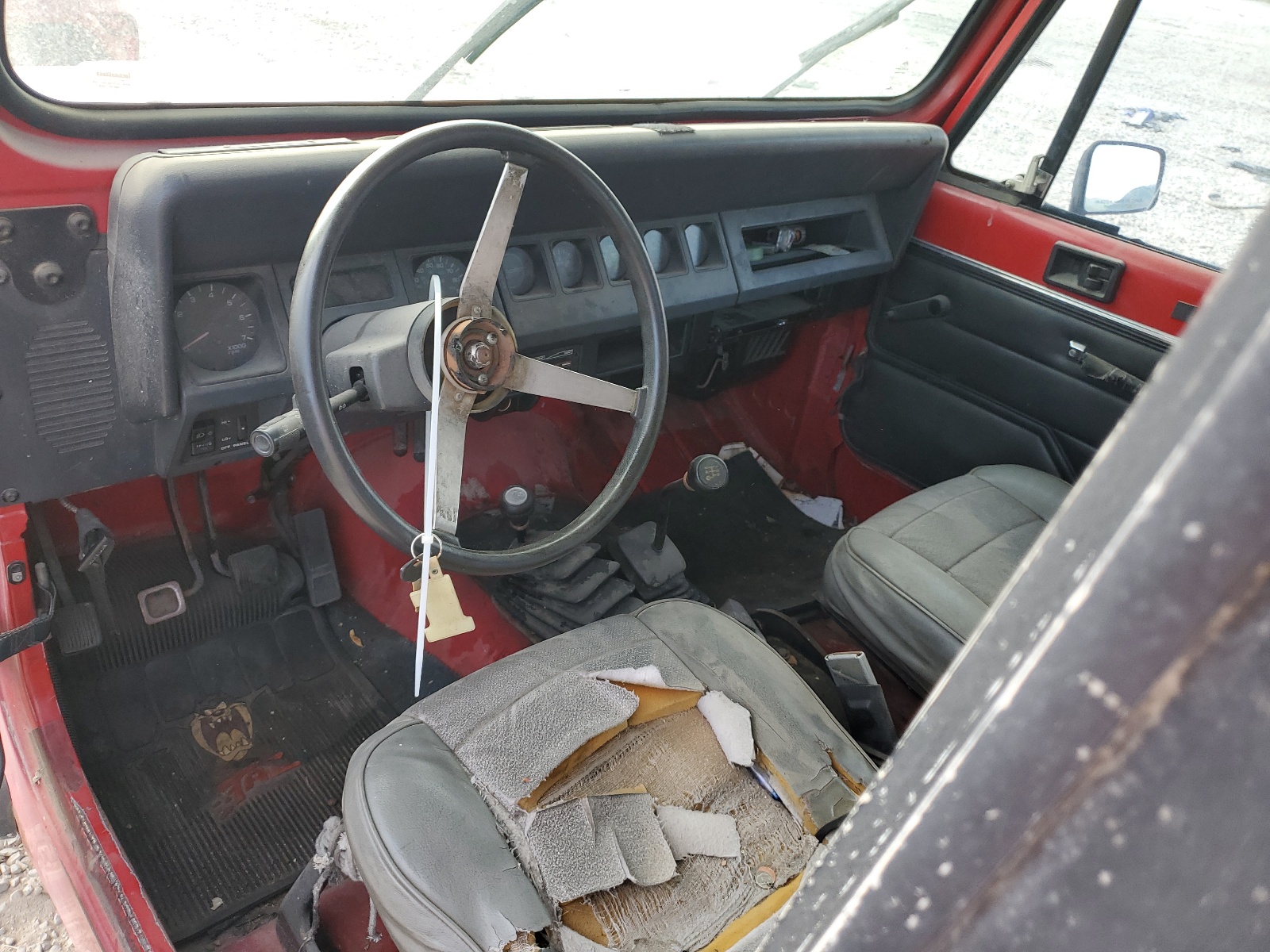 2J4FY19P7NJ518783 1992 Jeep Wrangler / Yj S