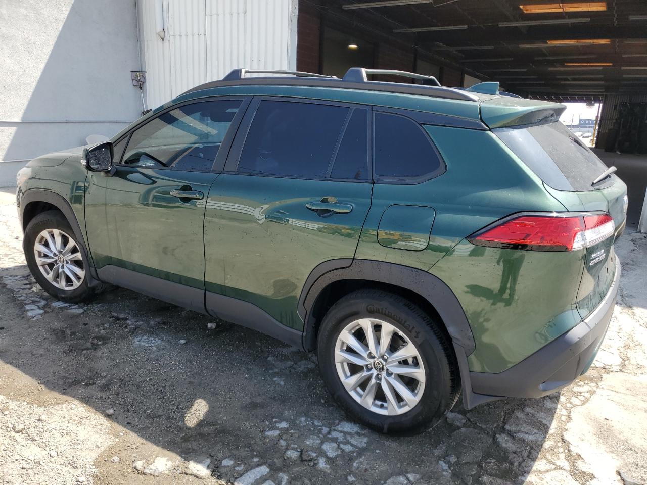 2022 Toyota Corolla Cross Le VIN: 7MUCAABG1NV009407 Lot: 57039464