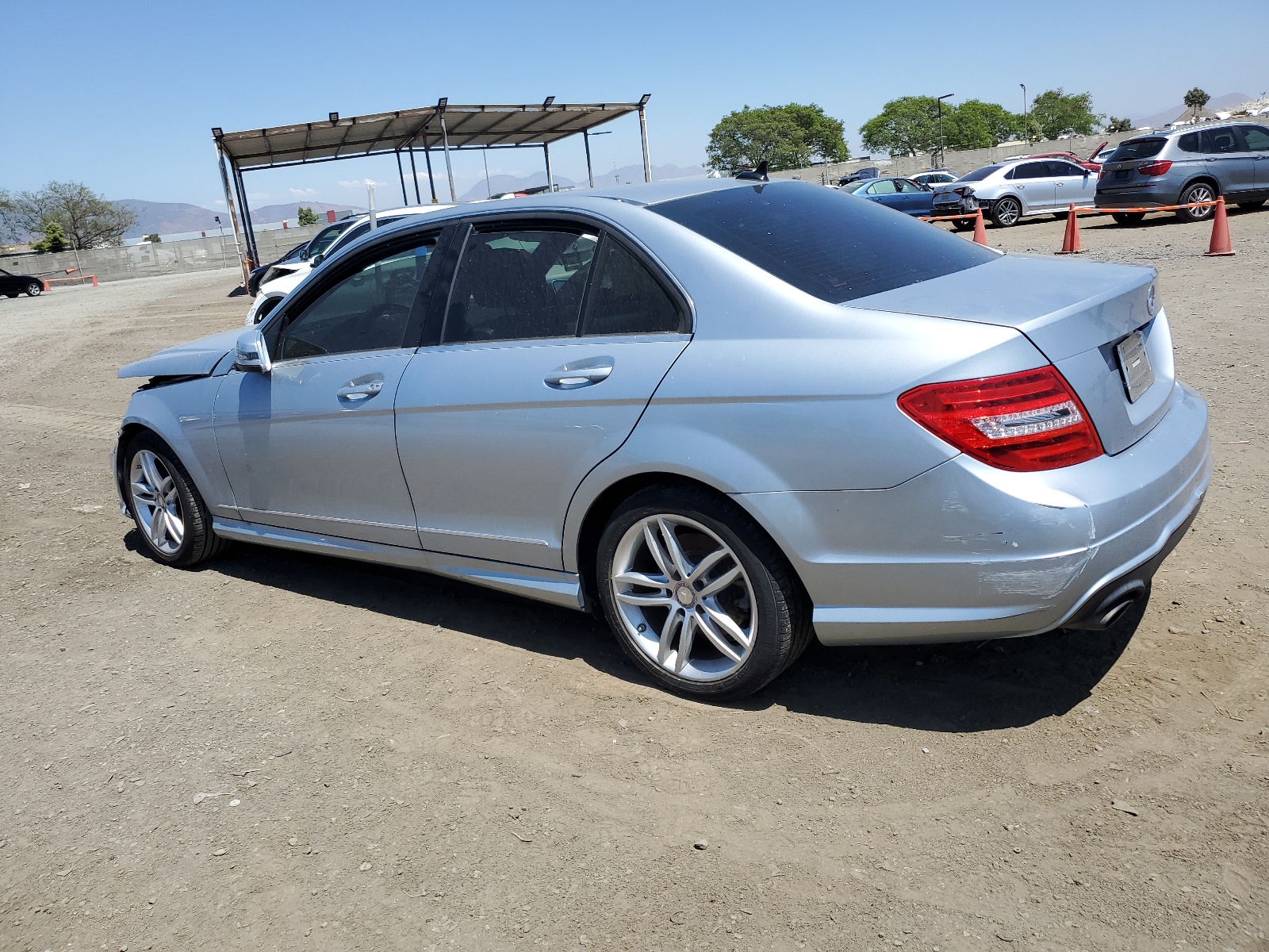 2013 Mercedes-Benz C 250 vin: WDDGF4HB3DR248020