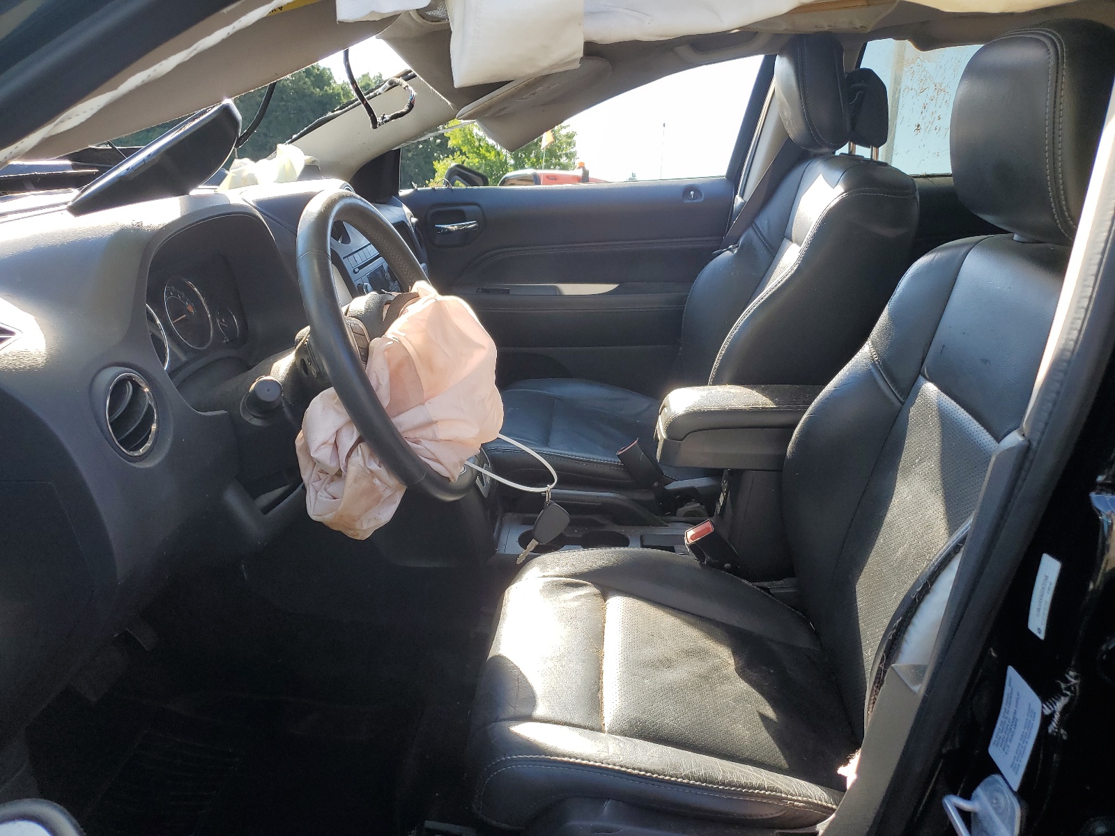 1C4NJDEB5GD572348 2016 Jeep Compass Latitude