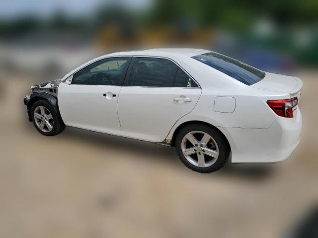  TOYOTA CAMRY 2014 Белый