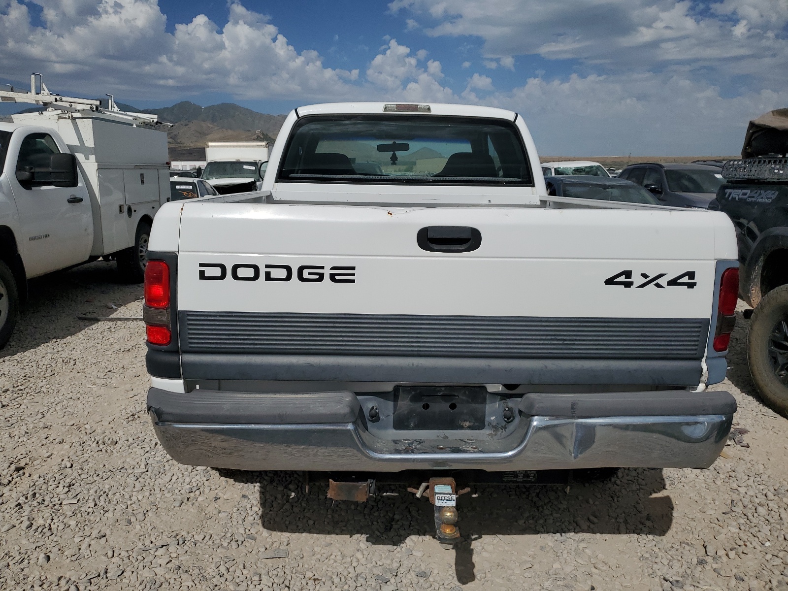 3B7HF13Z4YM202057 2000 Dodge Ram 1500