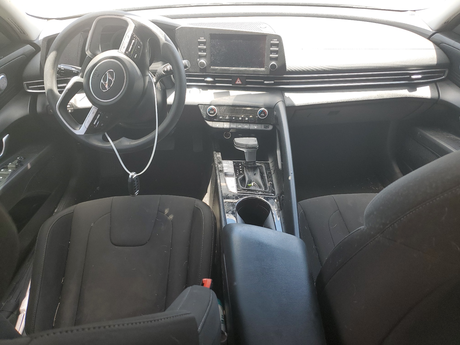 KMHLM4AJ6NU024069 2022 Hyundai Elantra Blue