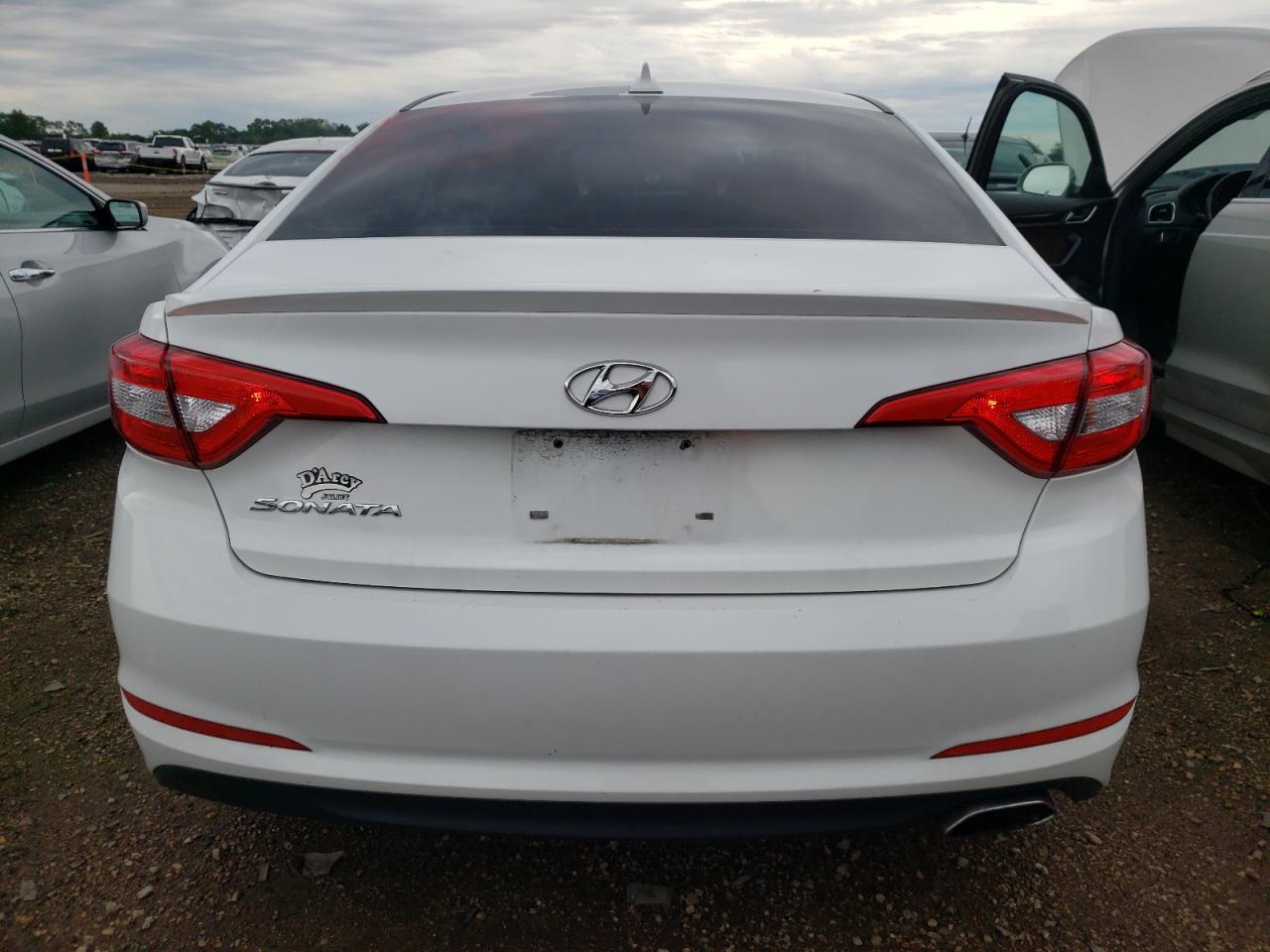 2015 Hyundai Sonata Se VIN: 5NPE24AF1FH184239 Lot: 59360284