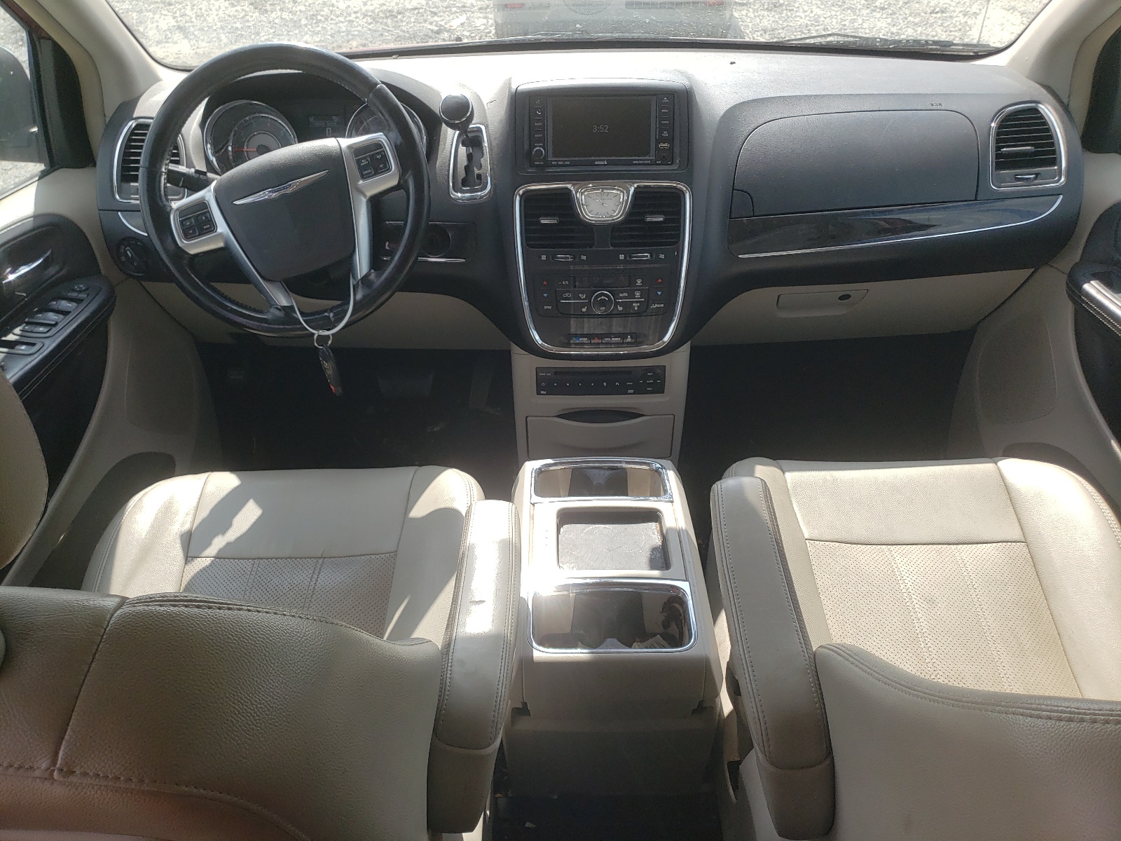 2A4RR8DG6BR604691 2011 Chrysler Town & Country Touring L