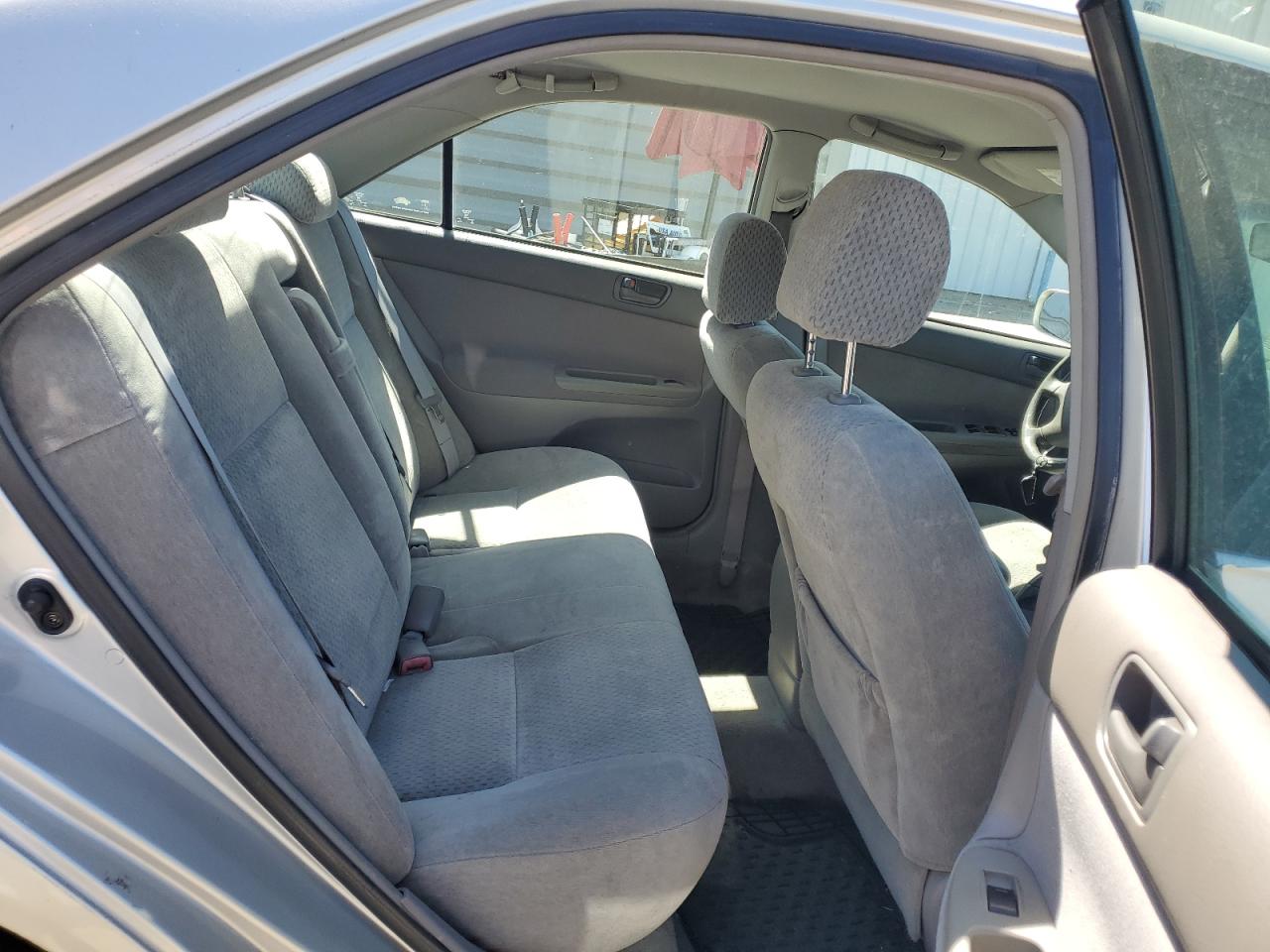 2004 Toyota Camry Le VIN: 4T1BE32K14U872501 Lot: 59309644