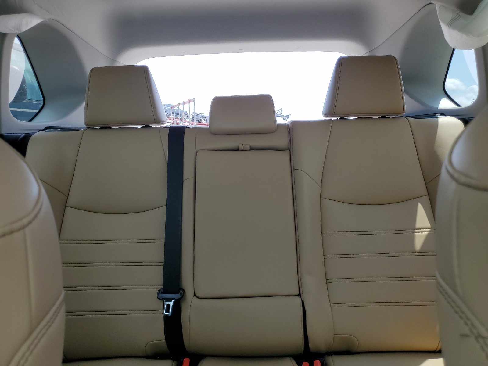 4T3B6RFV5NU095656 2022 Toyota Rav4 Xle Premium