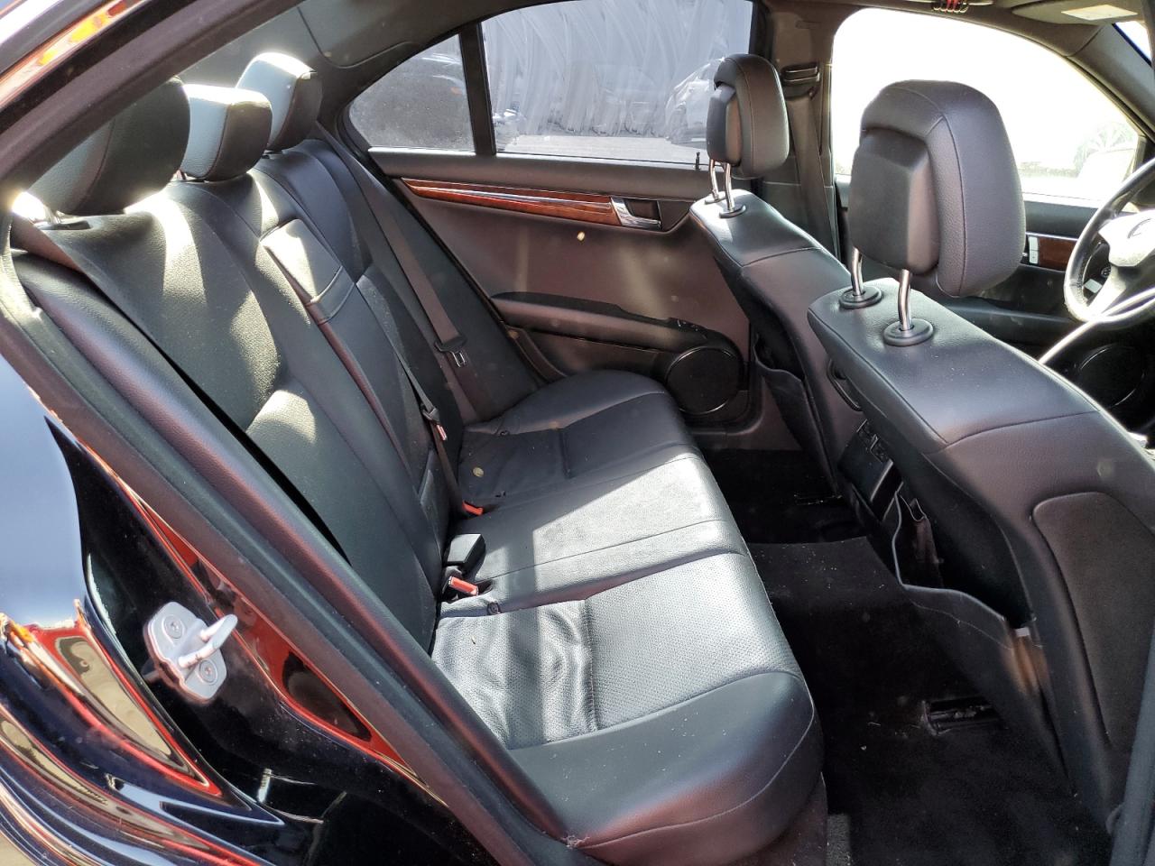 2011 Mercedes-Benz C 300 VIN: WDDGF5EB4BA415801 Lot: 60168244