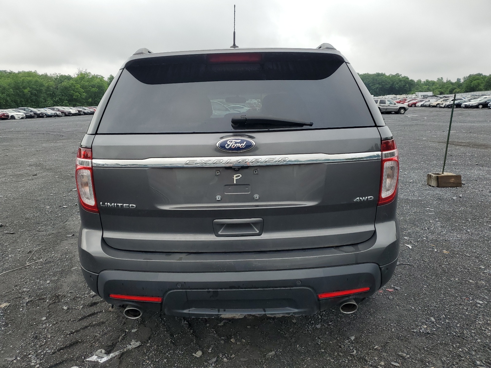 2015 Ford Explorer Limited vin: 1FM5K8F82FGB70657