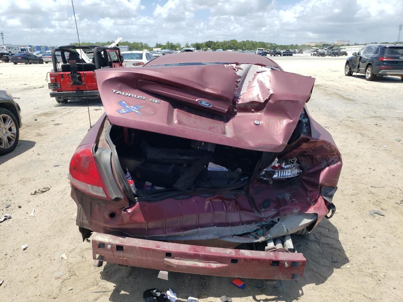 2007 Ford Taurus Se VIN: 1FAFP53U57A102938 Lot: 59986234
