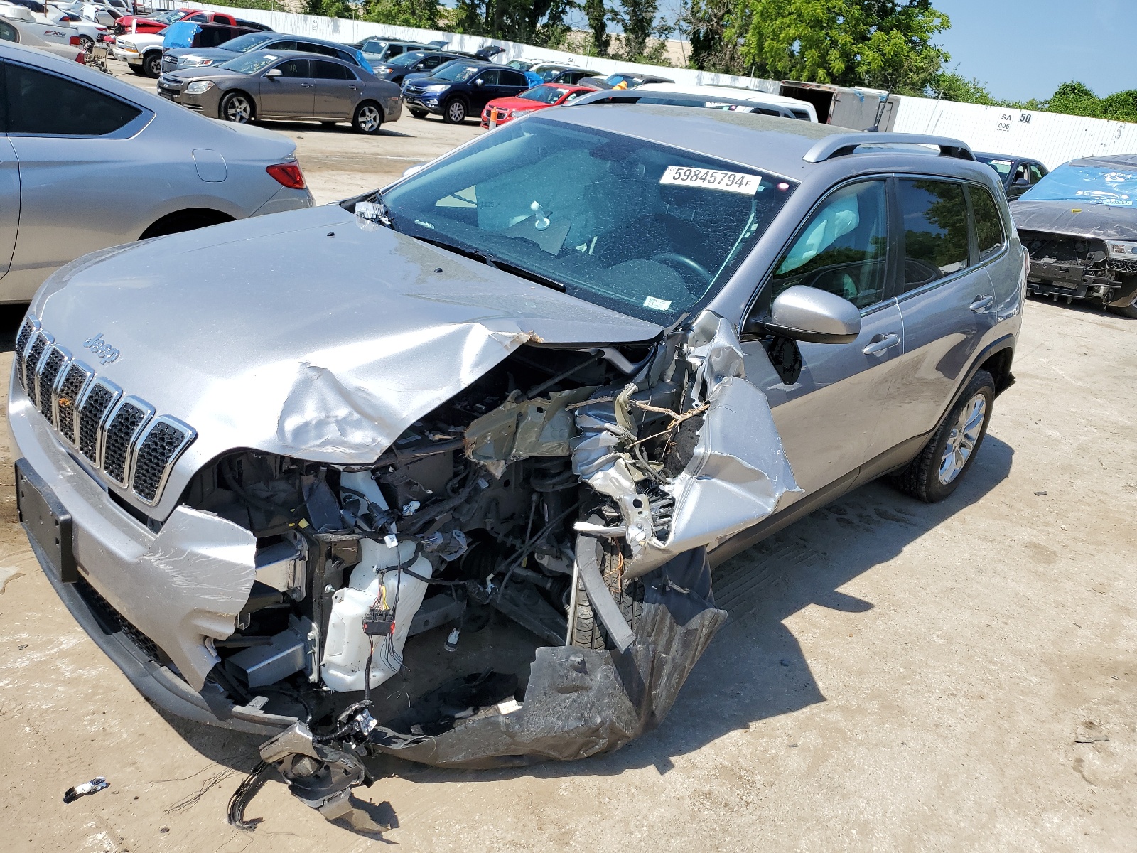 2019 Jeep Cherokee Latitude vin: 1C4PJLCX8KD343334