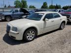 2006 Chrysler 300 Touring للبيع في Lansing، MI - Side