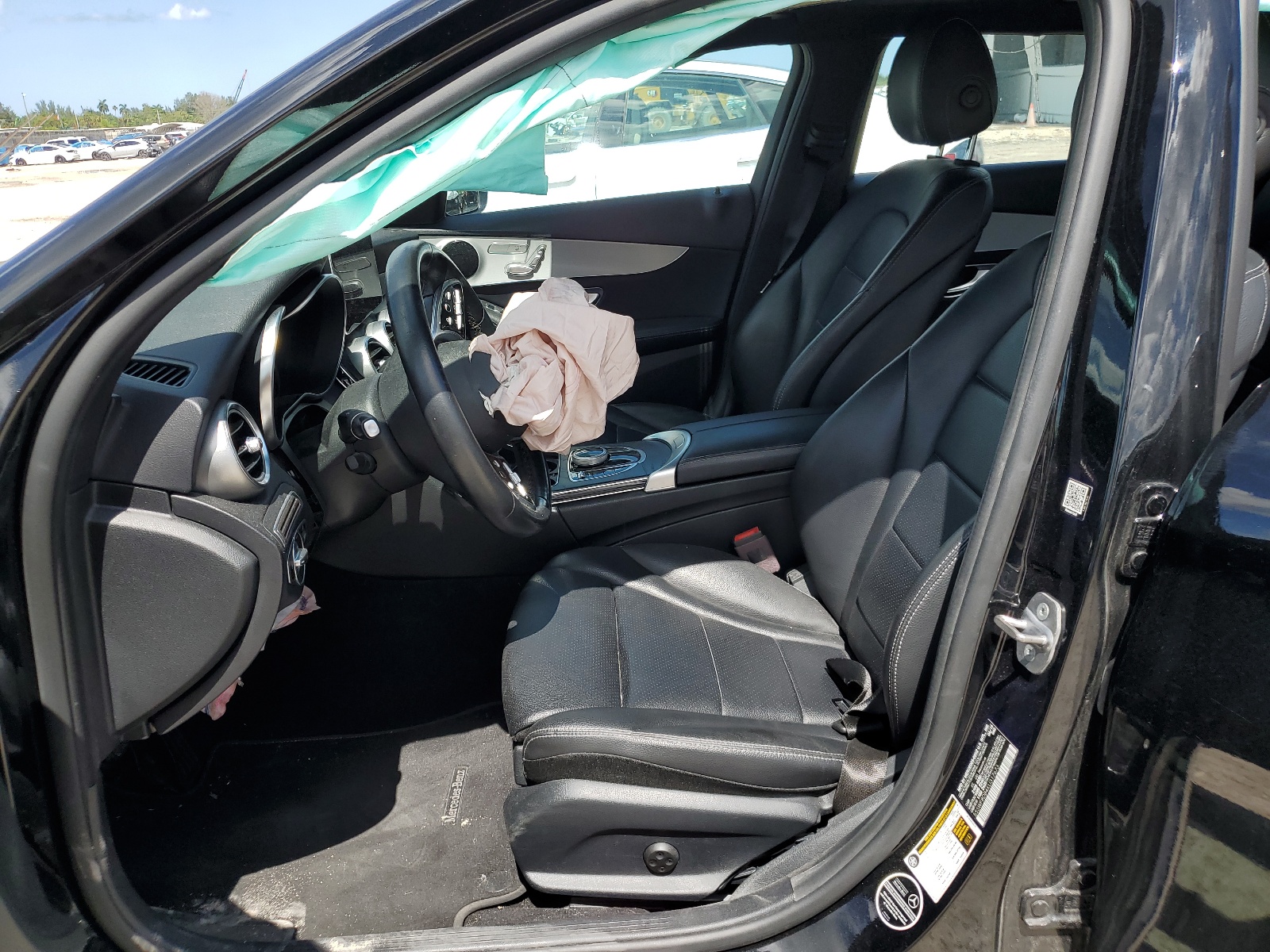 55SWF8DB4KU317673 2019 Mercedes-Benz C 300