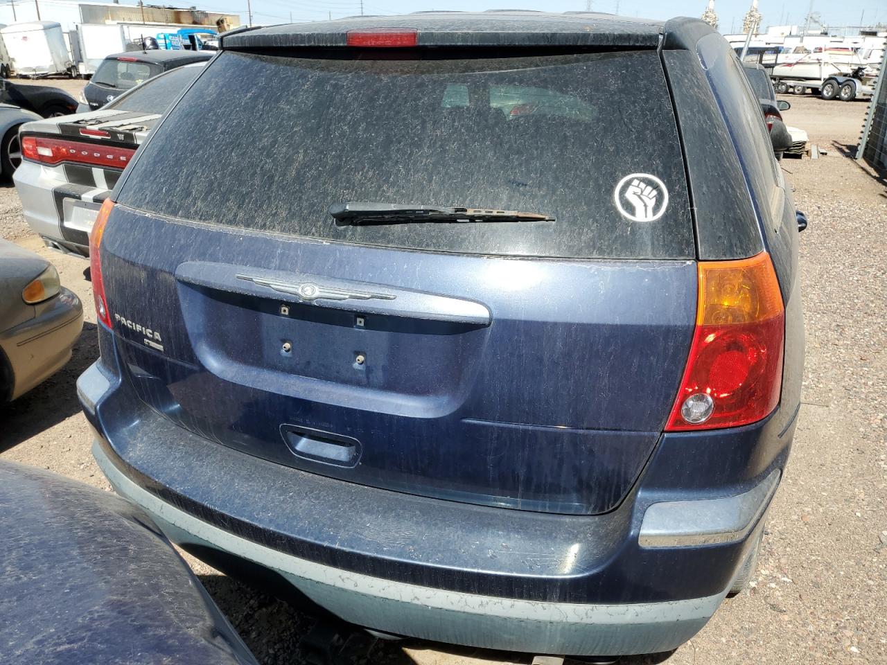 2005 Chrysler Pacifica Touring VIN: 2C4GM68475R503146 Lot: 55770394