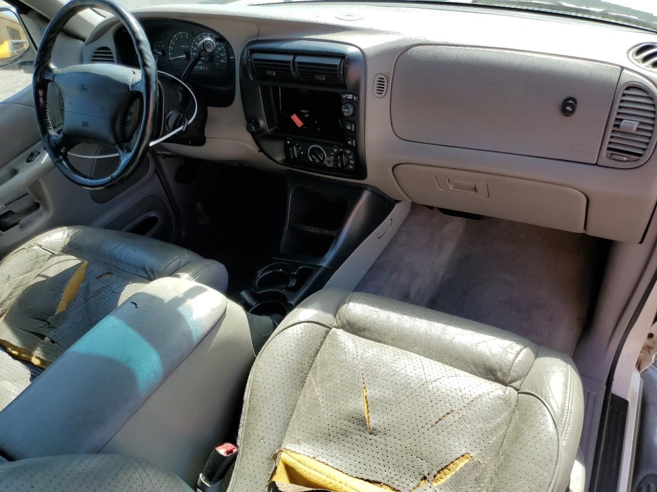 1998 Ford Explorer VIN: 1FMYU22E5WUB20515 Lot: 60518994