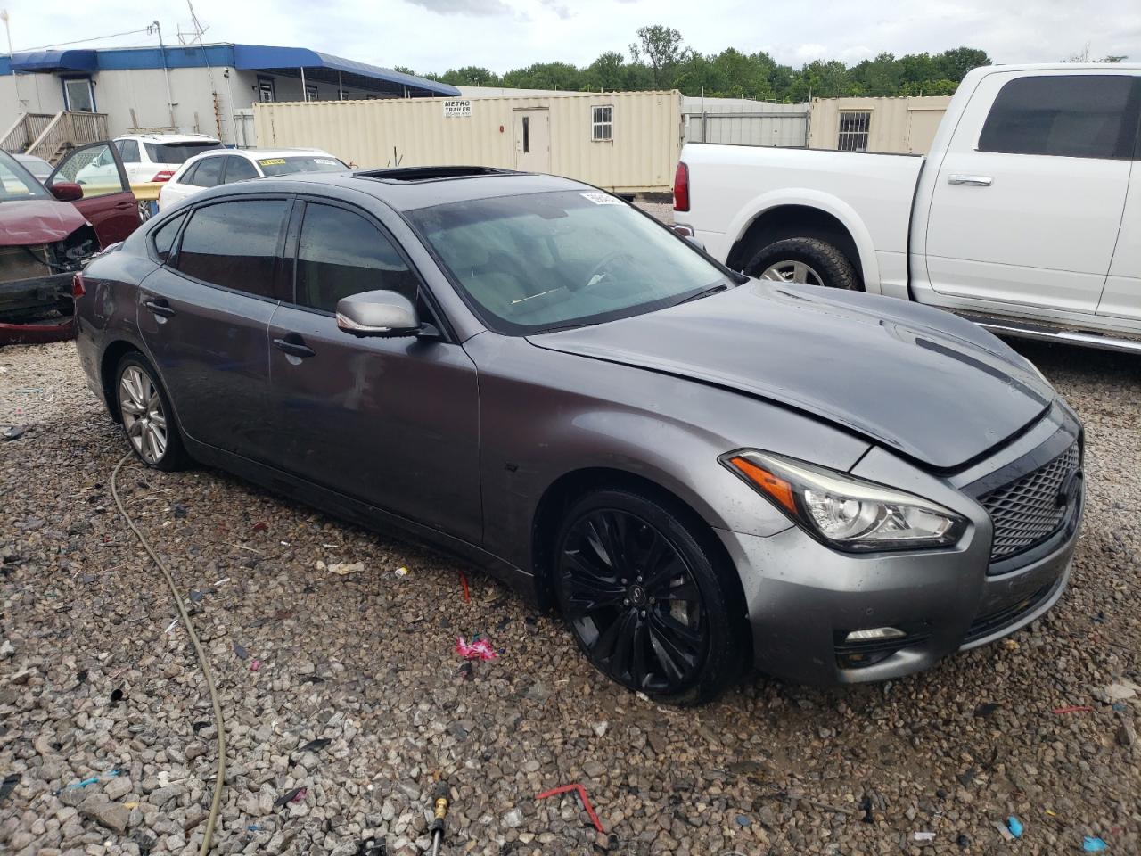2018 Infiniti Q70 - Image 4