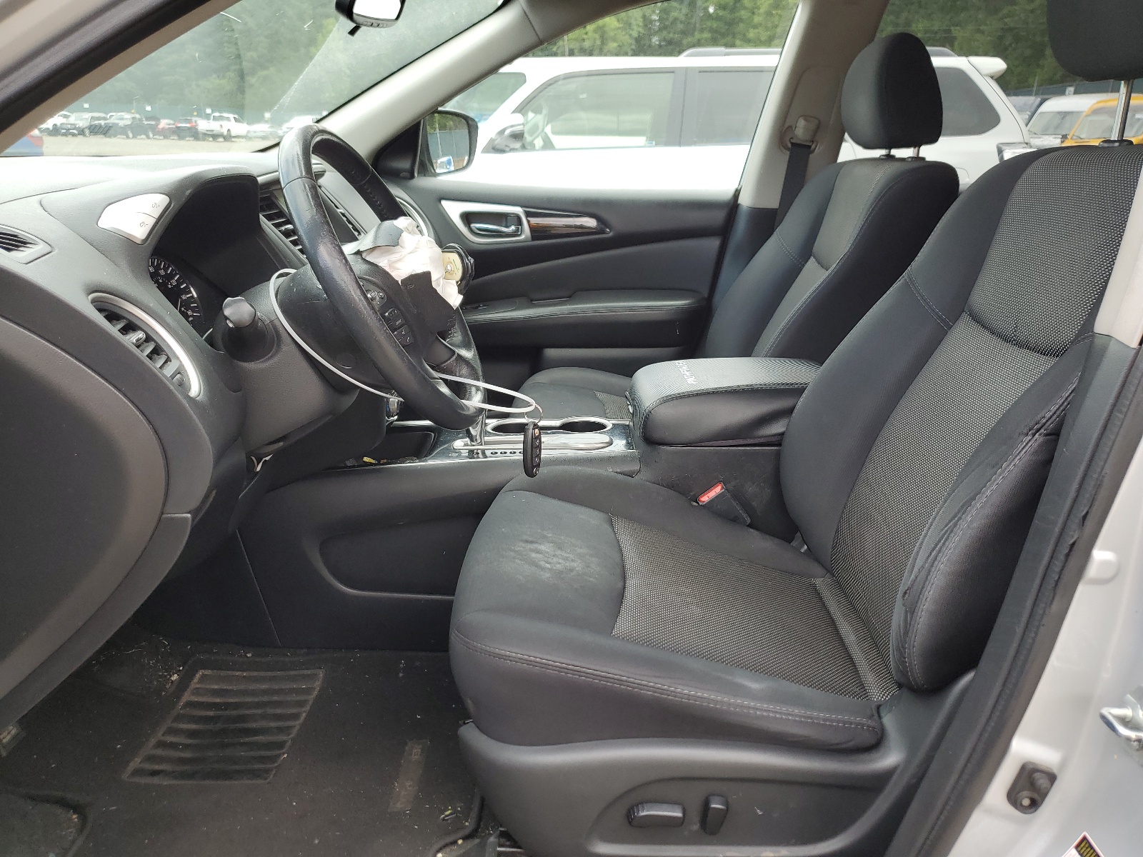 5N1DR2MN2KC600380 2019 Nissan Pathfinder S