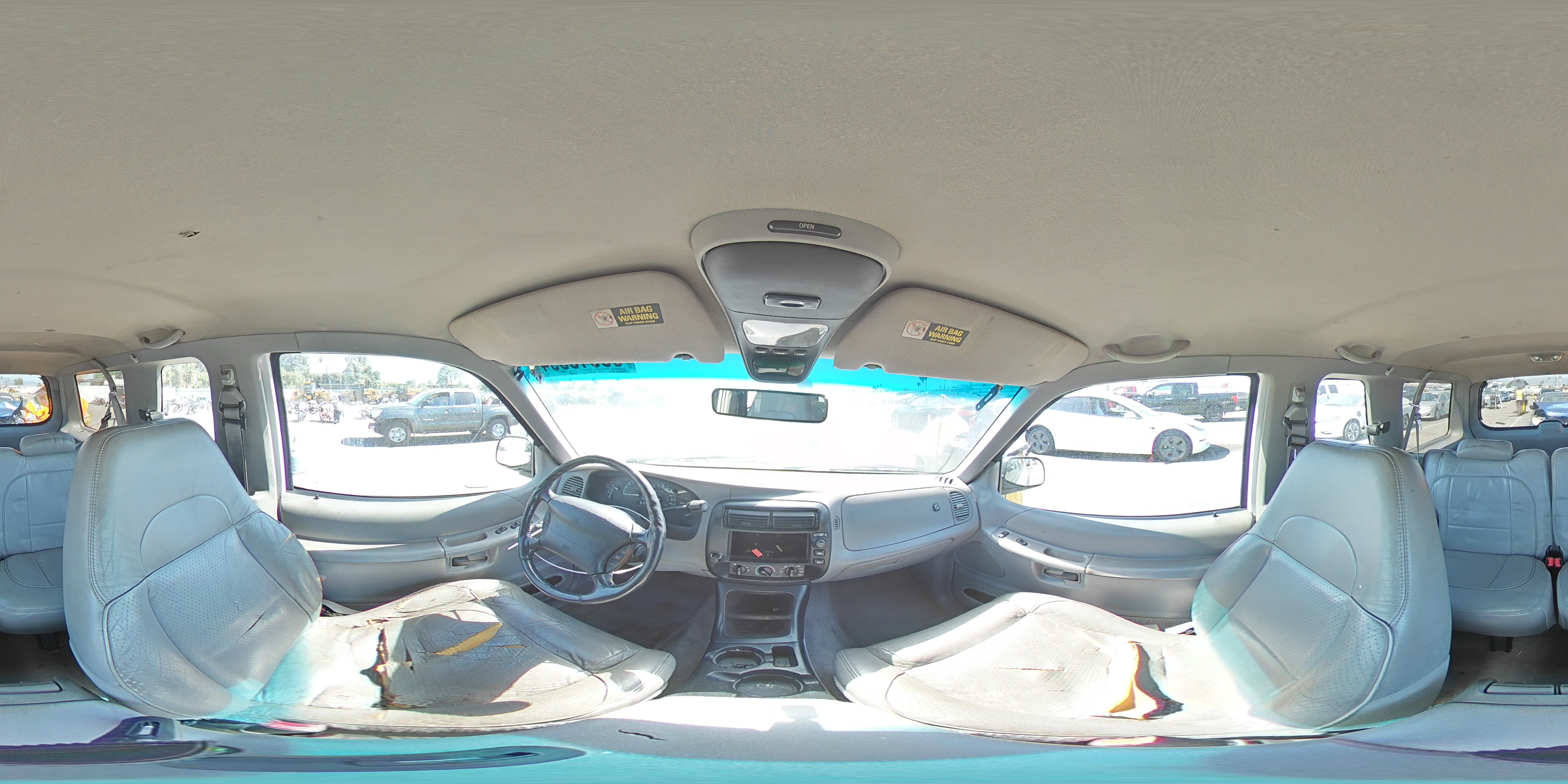 1998 Ford Explorer VIN: 1FMYU22E5WUB20515 Lot: 60518994