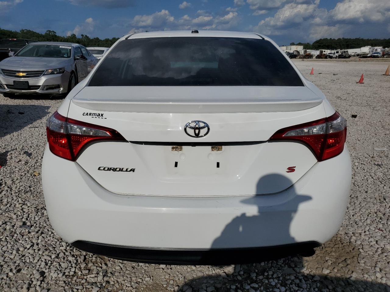 2015 Toyota Corolla L VIN: 5YFBURHE4FP189249 Lot: 61211204