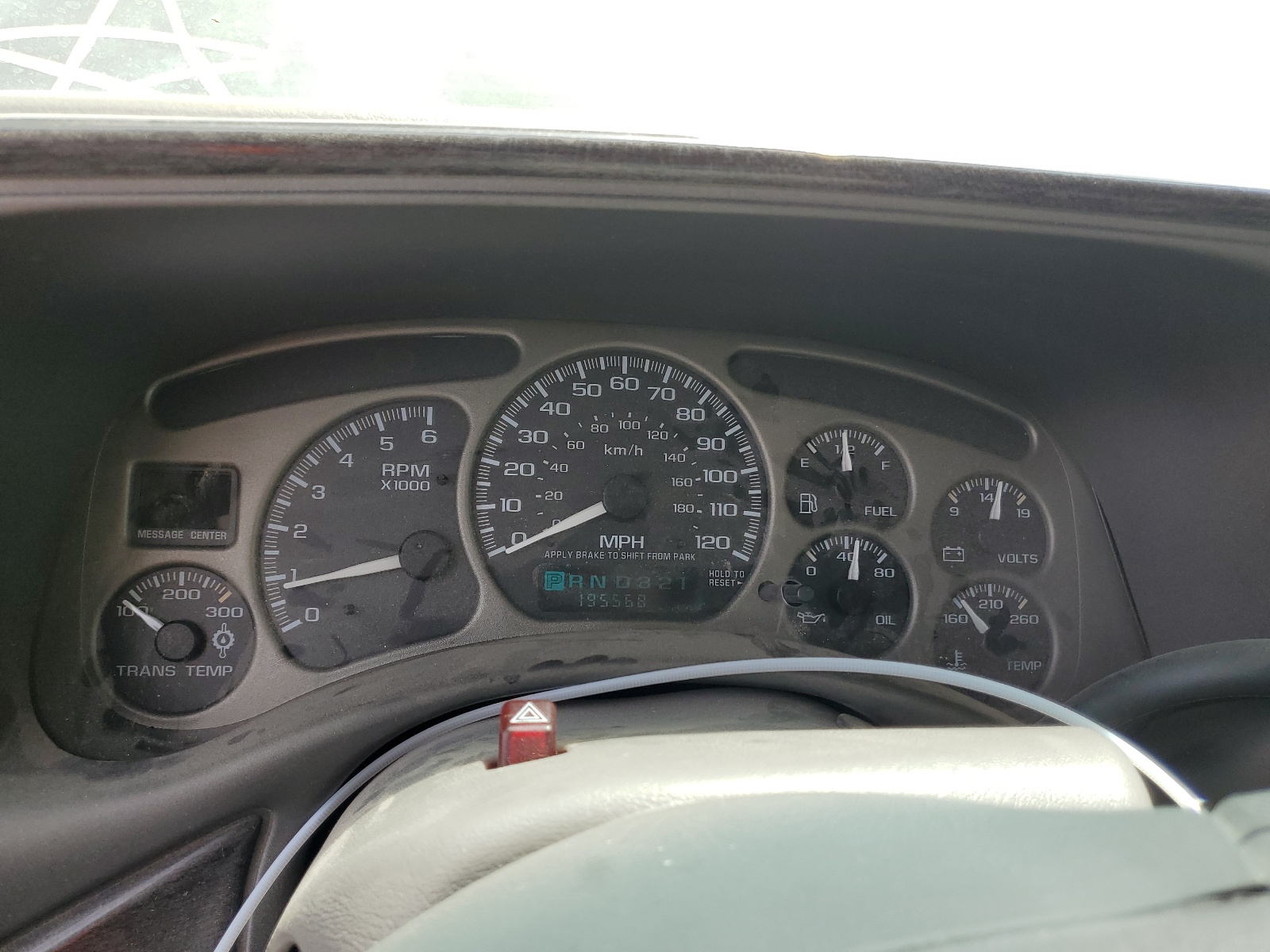 2GTFK69U921359903 2002 GMC Sierra K1500 Denali