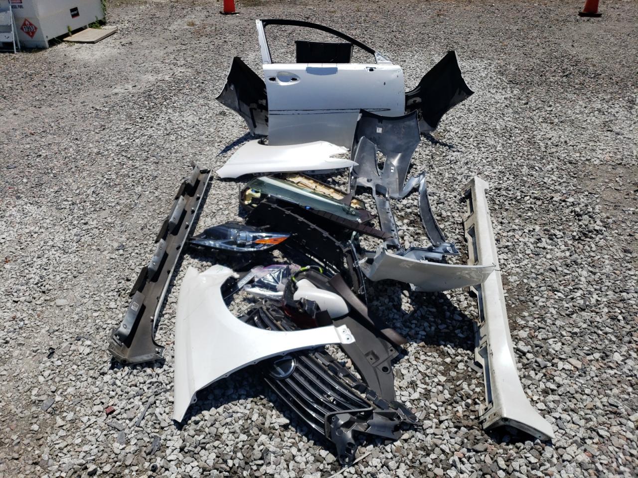 2017 Lexus Es 350 VIN: 58ABK1GG1HU077271 Lot: 60940254