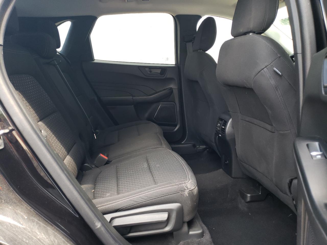 2023 Ford Escape - Image 11