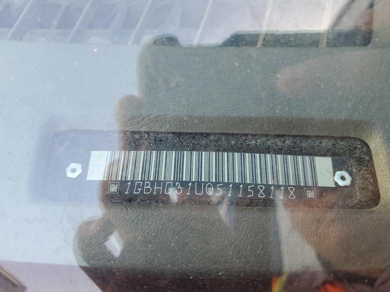 2005 Chevrolet Express G3500 VIN: 1GBHG31U051158118 Lot: 59421734