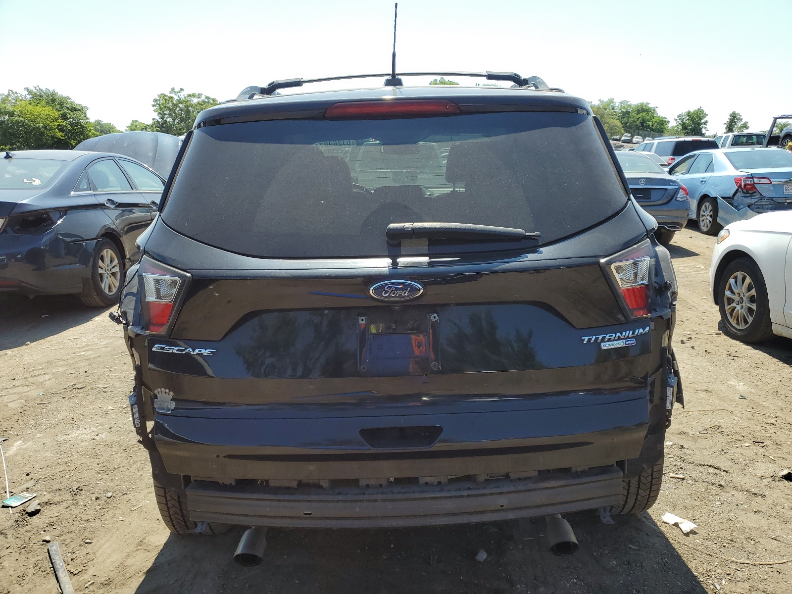 1FMCU9JDXHUB49653 2017 Ford Escape Titanium