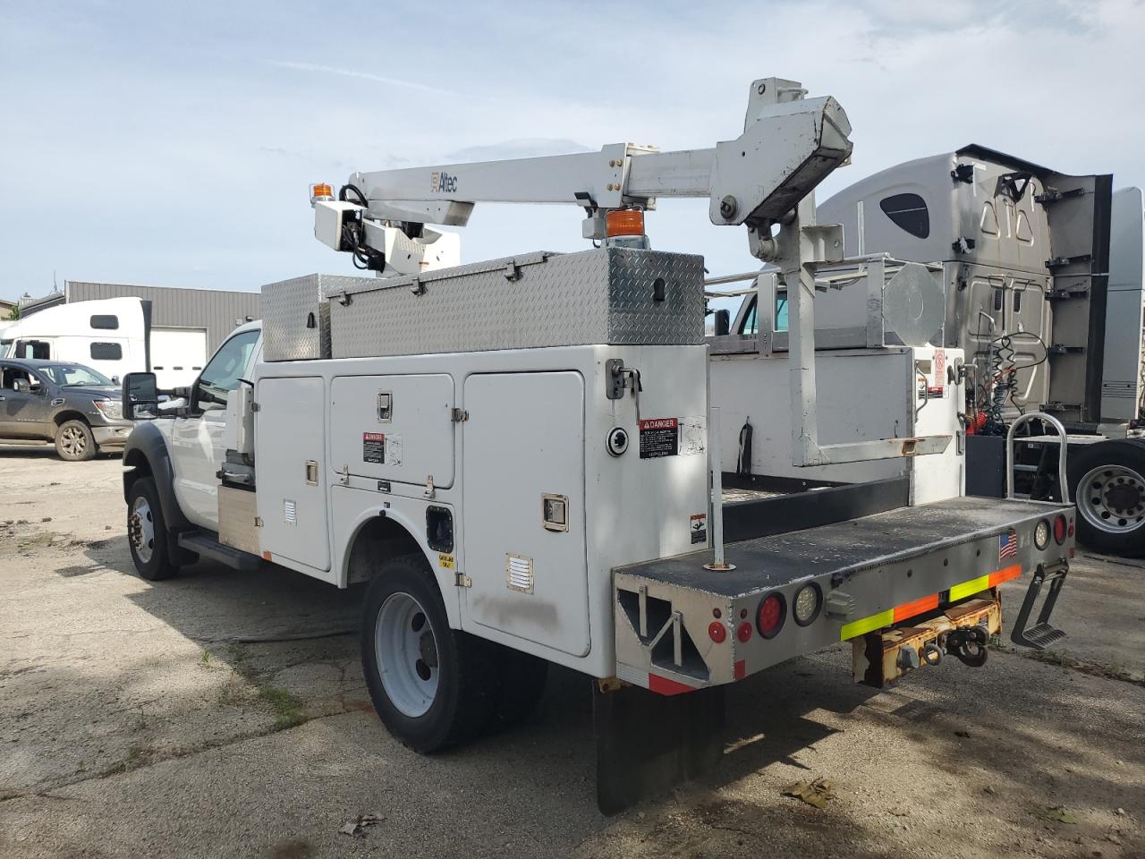 2012 Ford F450 - Image 2