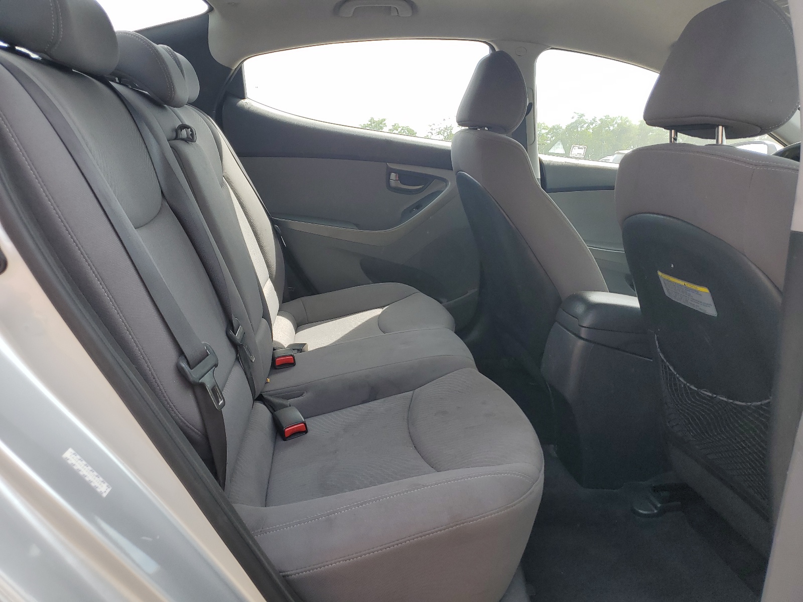 KMHDH4AEXGU583686 2016 Hyundai Elantra Se