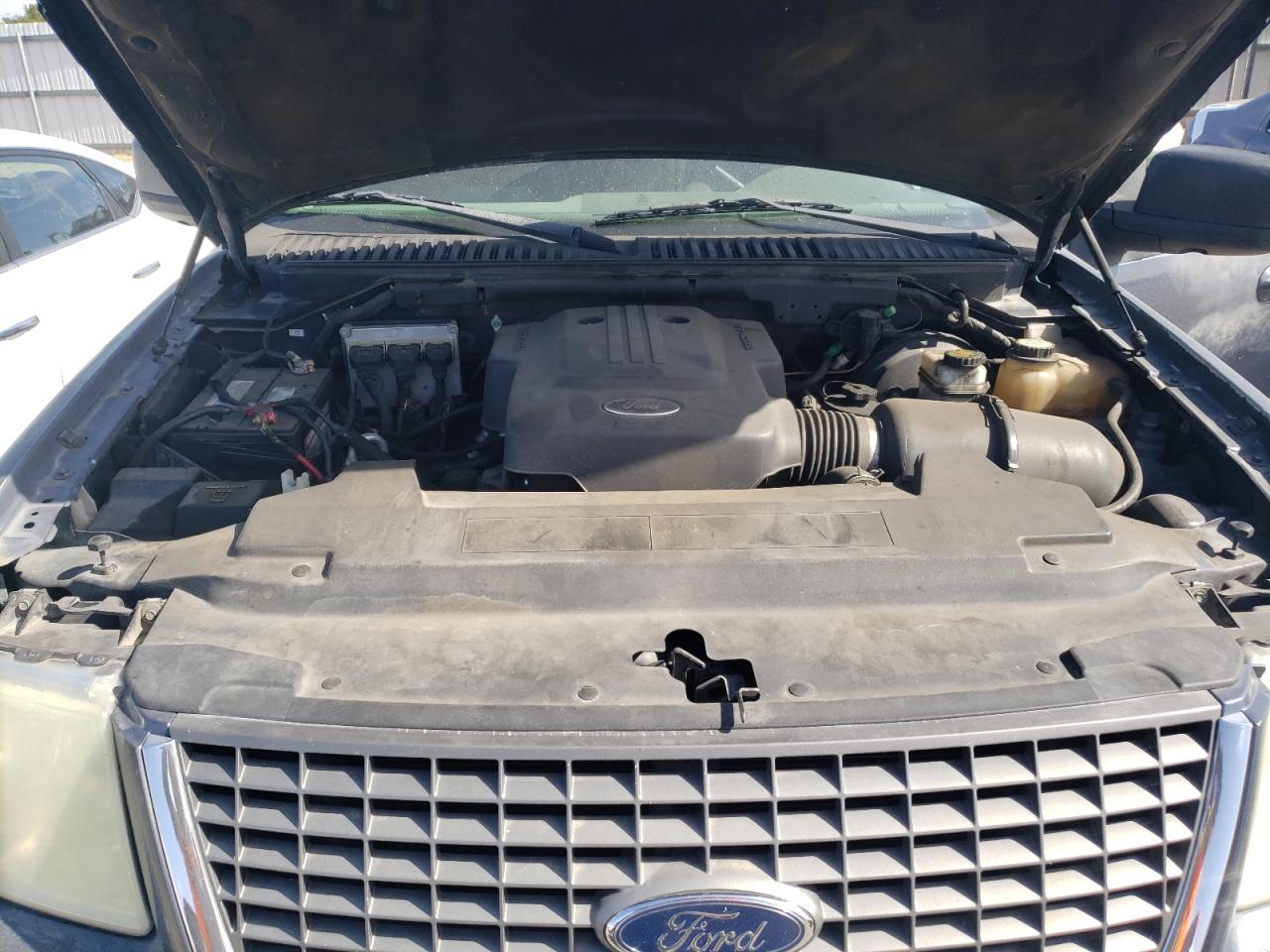 2004 Ford Expedition Xlt VIN: 1FMRU15W84LA02240 Lot: 58345254