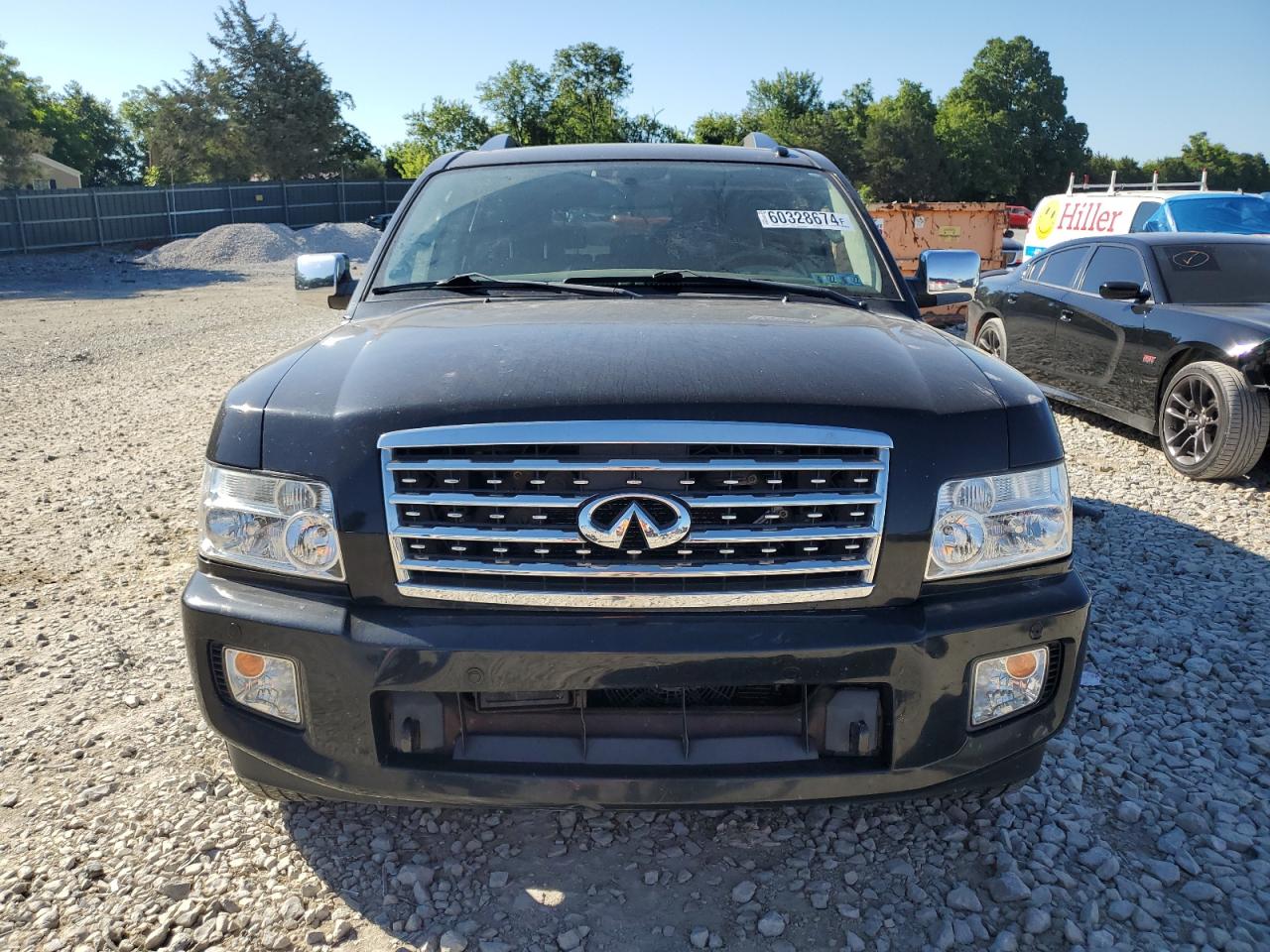 2010 Infiniti QX56 - Image 5