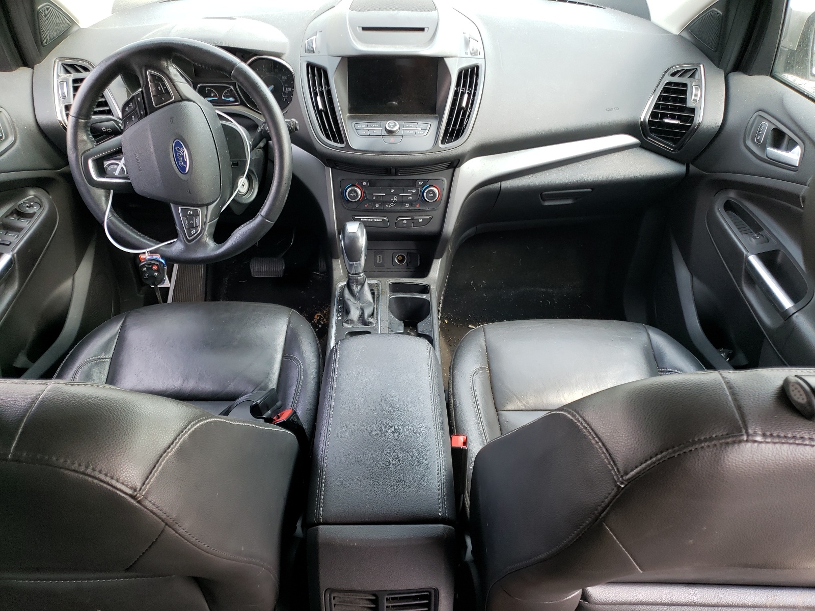 1FMCU0HD3JUC00854 2018 Ford Escape Sel