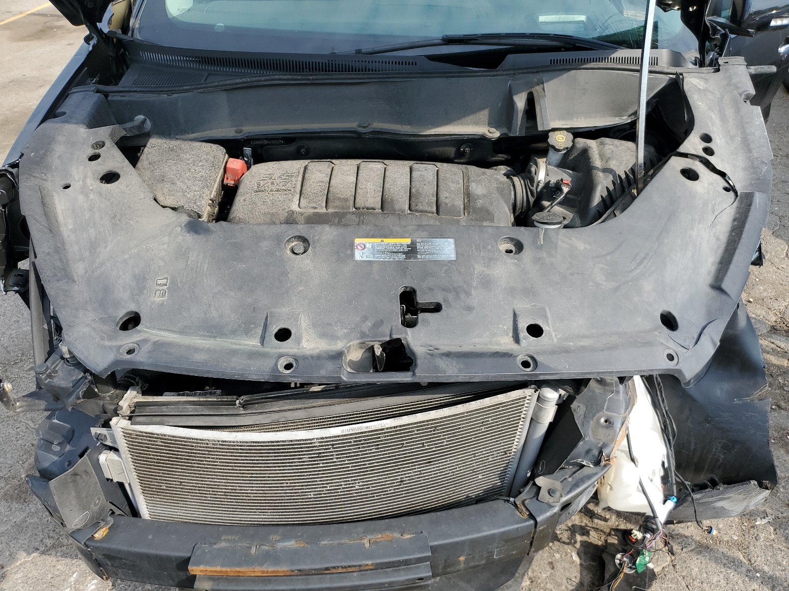 1GKKVSKD6HJ200879 2017 GMC Acadia Limited Slt-2