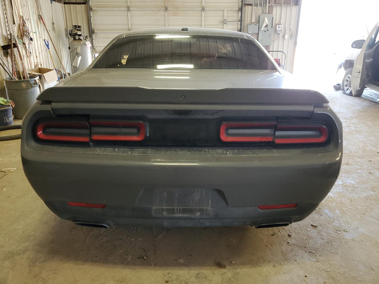 2018 Dodge Challenger Sxt VIN: 2C3CDZAG8JH121877 Lot: 57871254