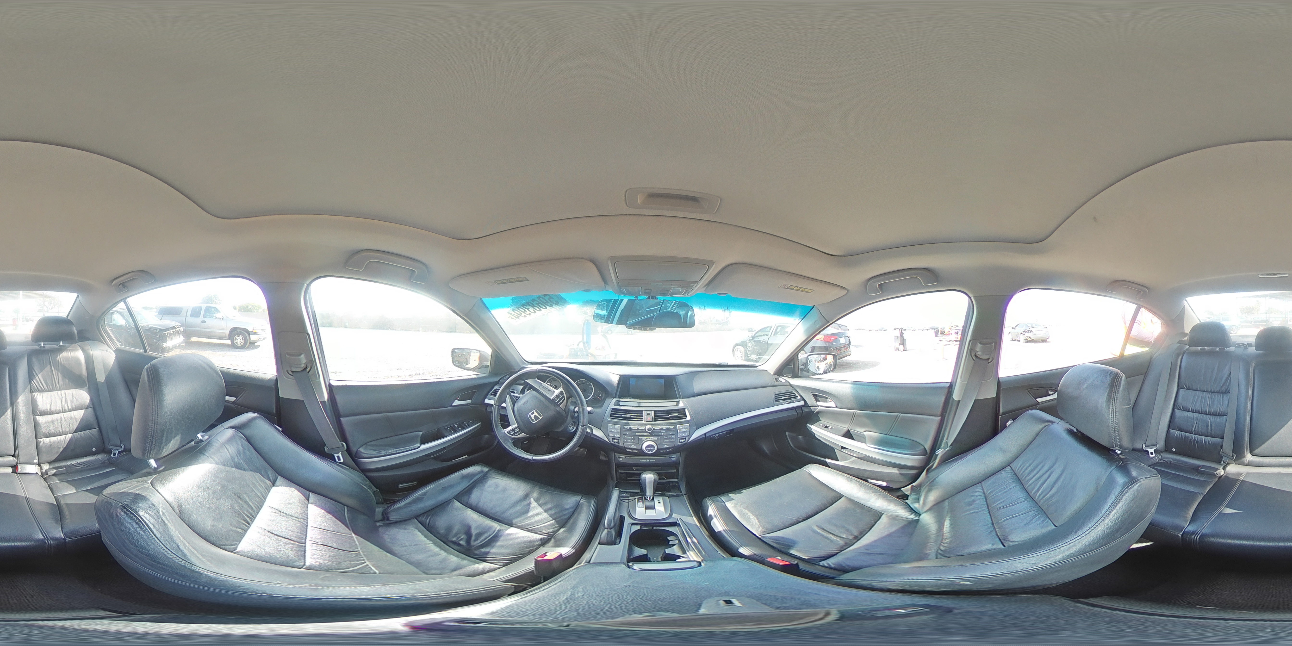 2010 Honda Accord - Image 12