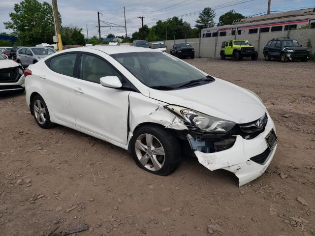 Sedans HYUNDAI ELANTRA 2013 White