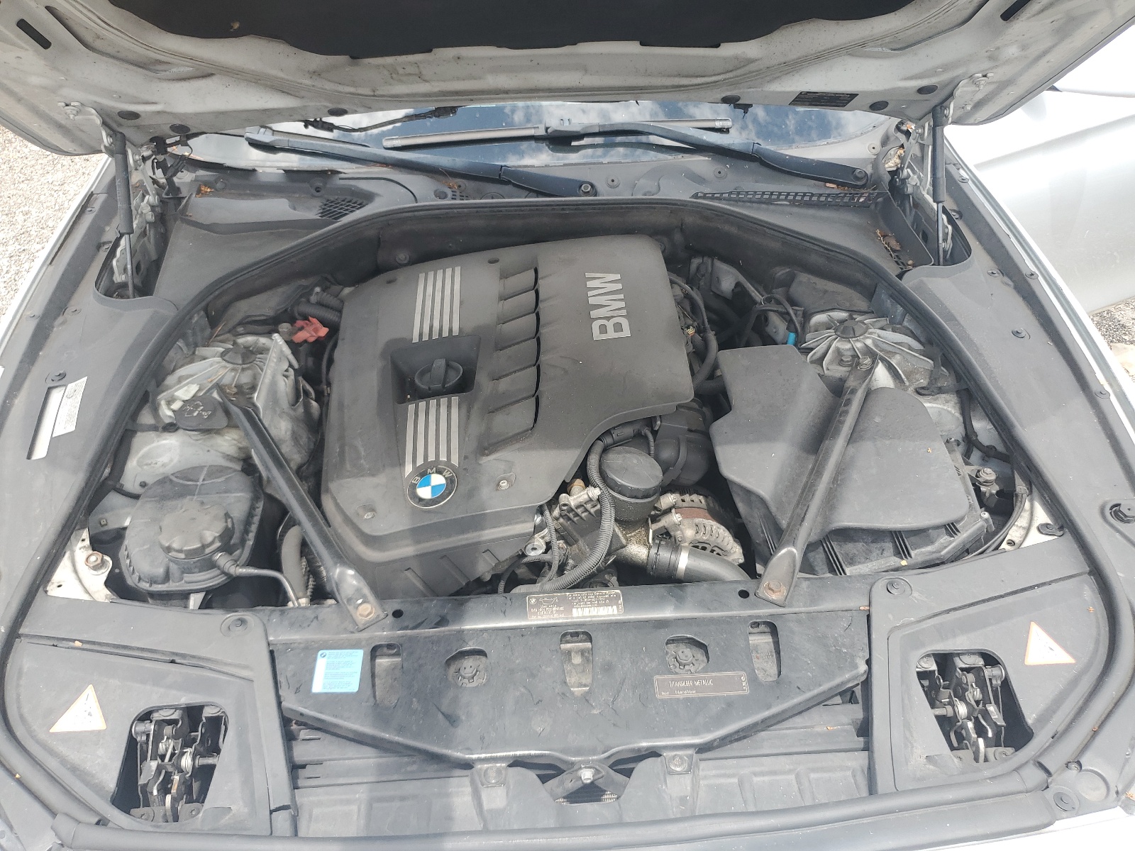 WBAFR1C51BC741298 2011 BMW 528 I