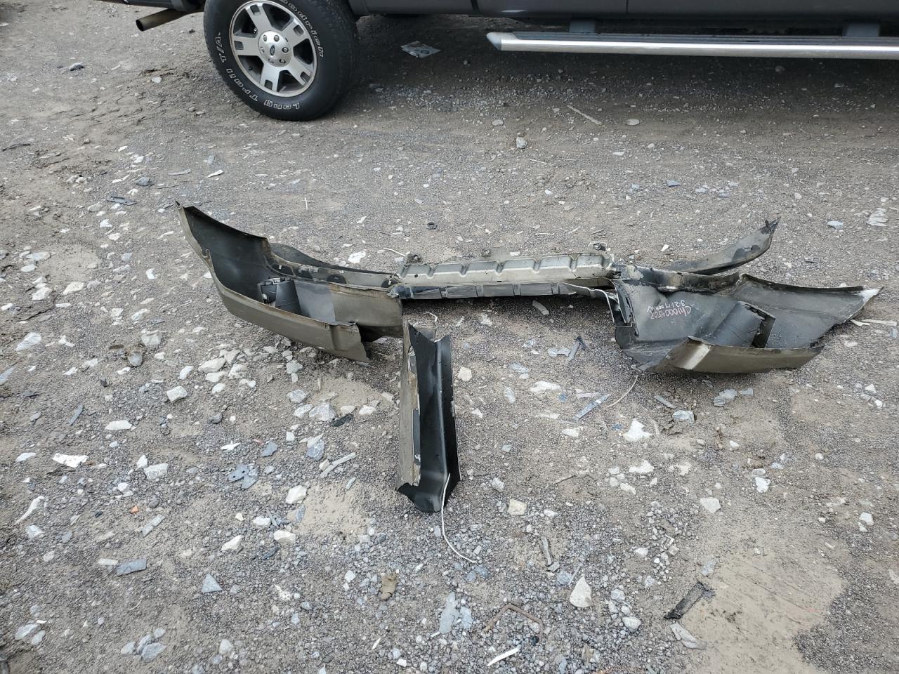 2006 Jeep Grand Cherokee Laredo VIN: 1J4HR48N86C137785 Lot: 61026584