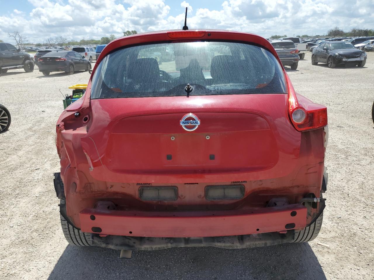 2014 Nissan Juke S VIN: JN8AF5MR4ET350105 Lot: 60062434