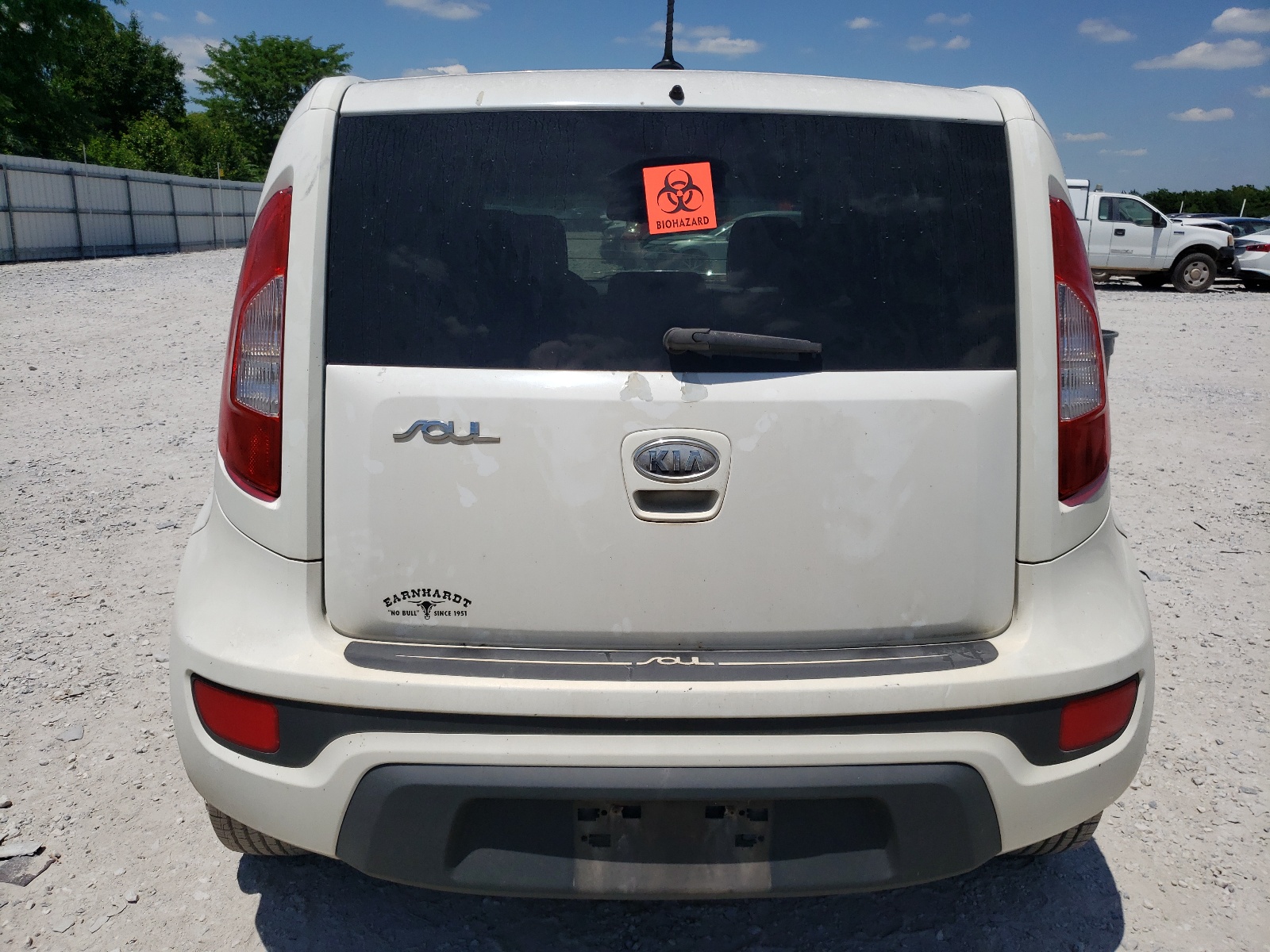 2012 Kia Soul vin: KNDJT2A58C7451545