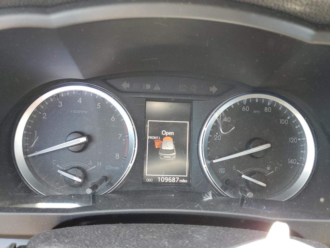 2016 Toyota Highlander Xle VIN: 5TDJKRFH3GS348141 Lot: 57891214