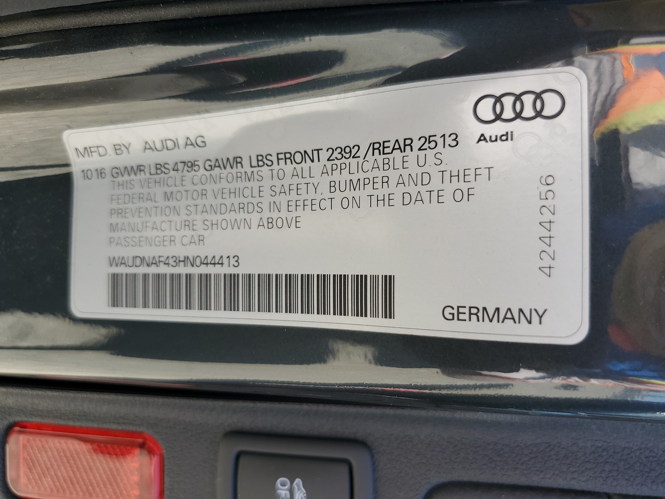 2017 Audi A4 Premium vin: WAUDNAF43HN044413